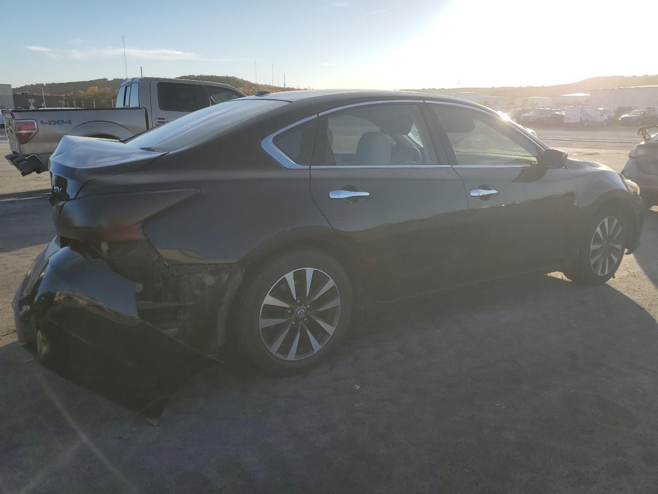 Nissan Altima 2.5 Image 2