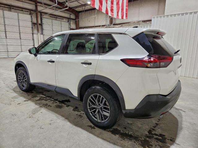 Nissan Rogue S Image 3