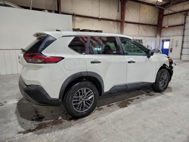 Nissan Rogue S Image 4