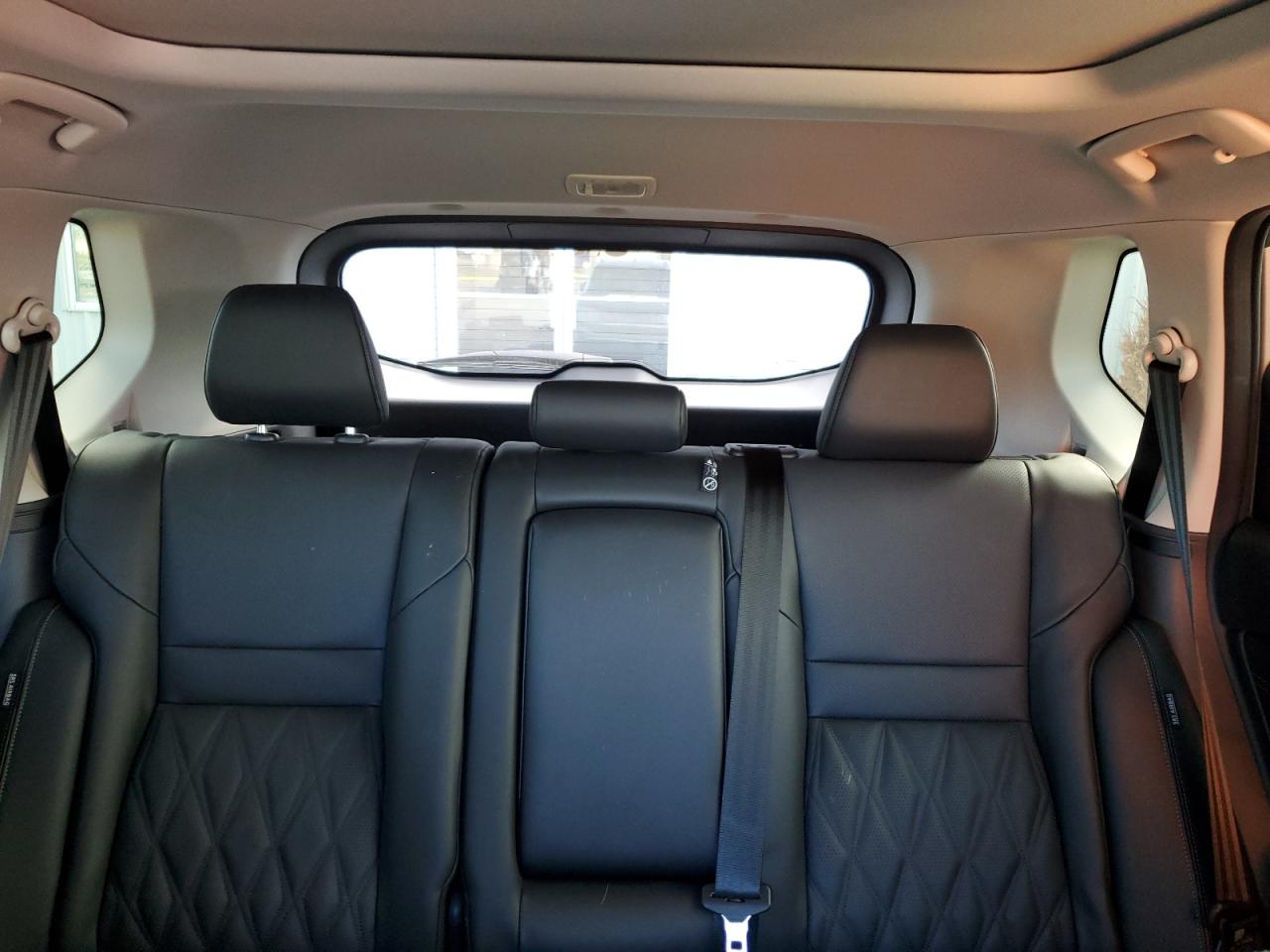 Nissan Rogue Platinum Image 4