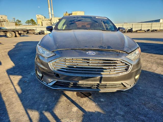 Ford Fusion Se Image 4