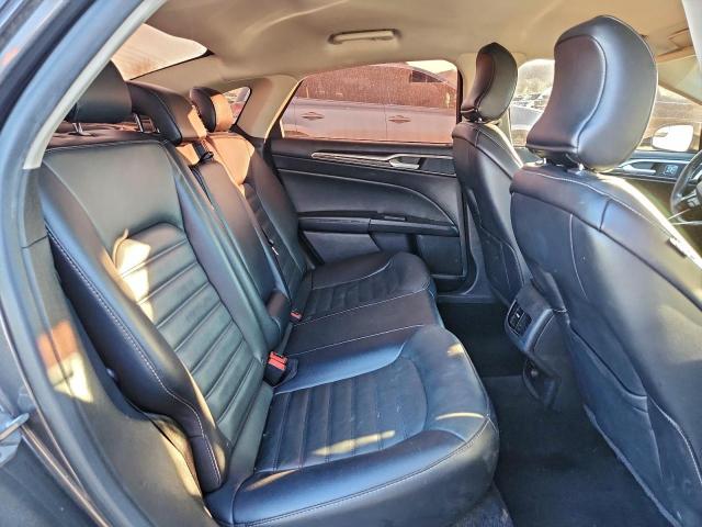 Ford Fusion Se Image 11