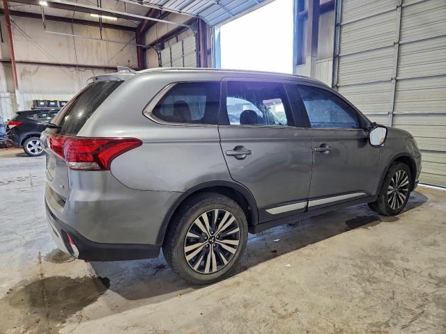 Mitsubishi Outlander Se Image 6