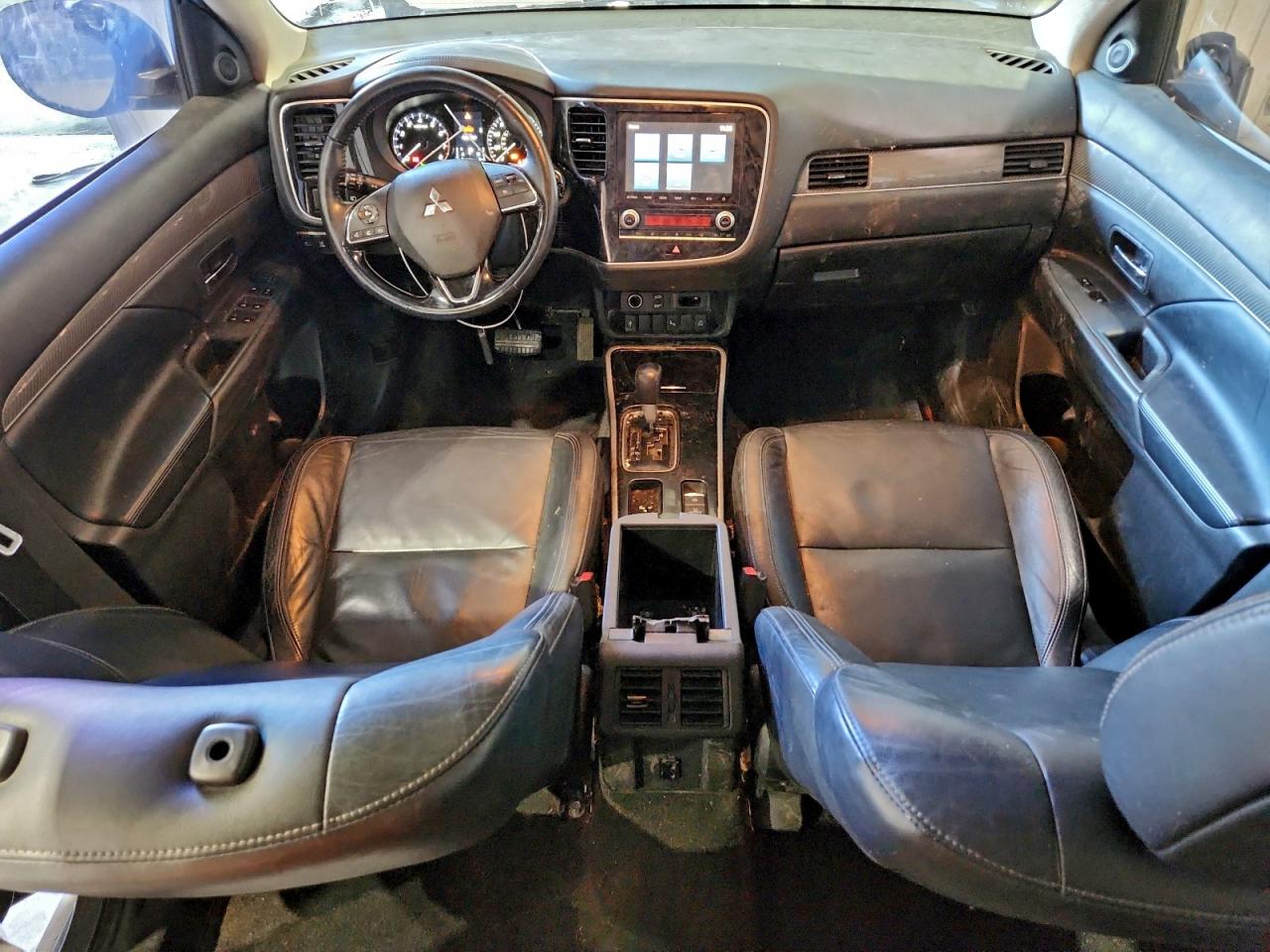 Mitsubishi Outlander Se Image 7