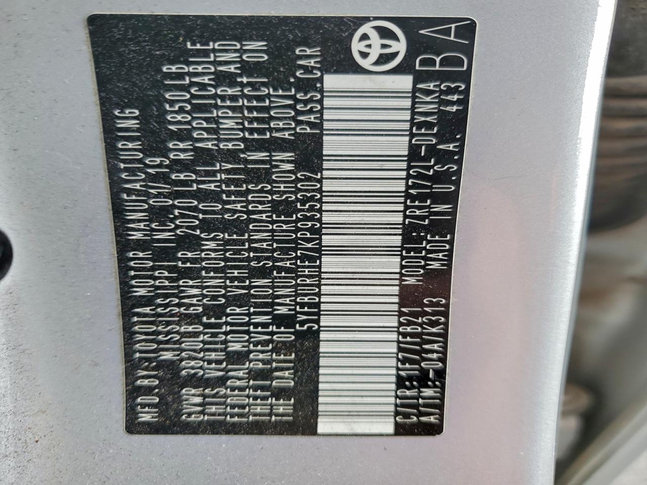 Toyota Corolla L Image 12