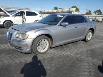  Salvage Chrysler 300