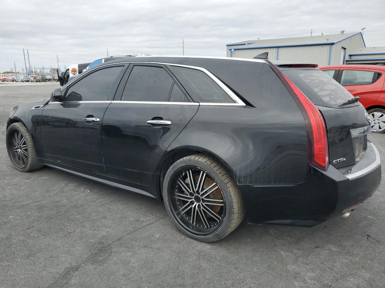 Cadillac CTS Luxury Collection Image 2