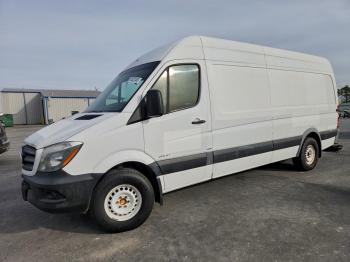  Salvage Mercedes-Benz Sprinter
