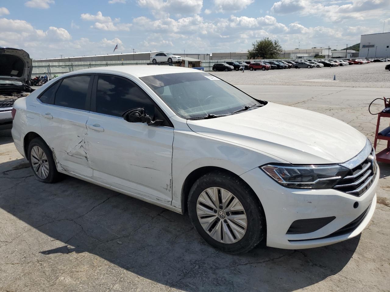 Volkswagen Jetta S Image 4