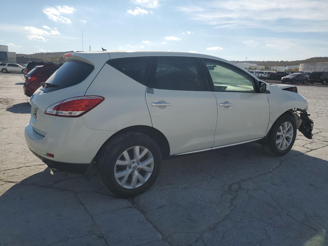 Nissan Murano S Image 5