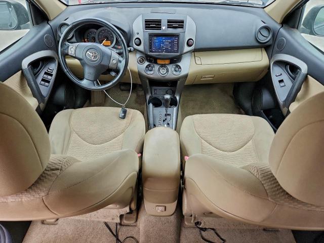 Toyota RAV4 Limited Image 10