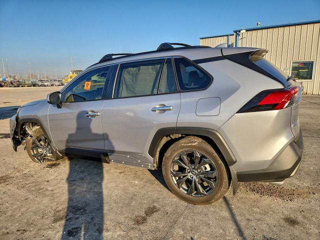 Toyota RAV4 Limited Image 12