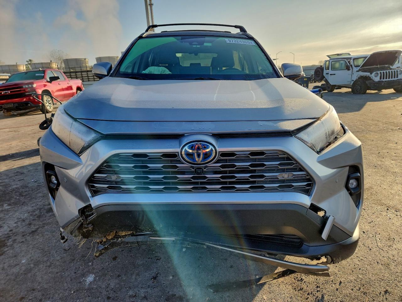 Toyota RAV4 Limited Image 2