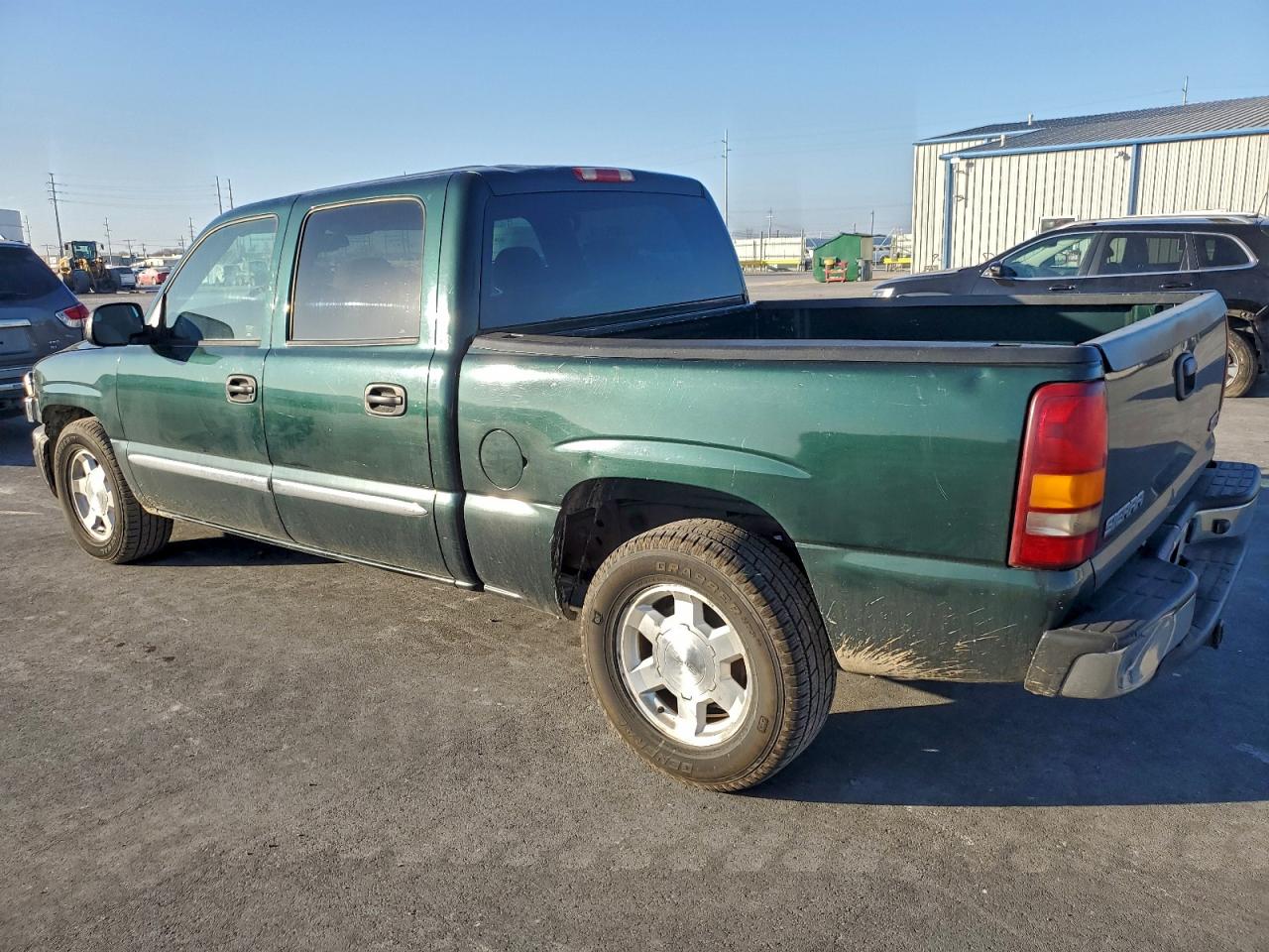 GMC Sierra C1500 Image 3