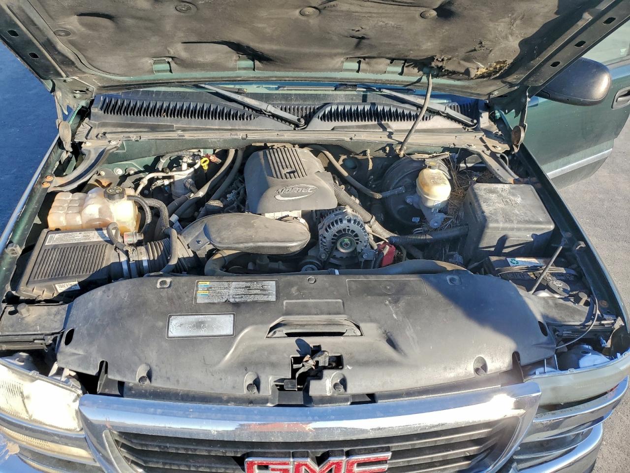 GMC Sierra C1500 Image 12