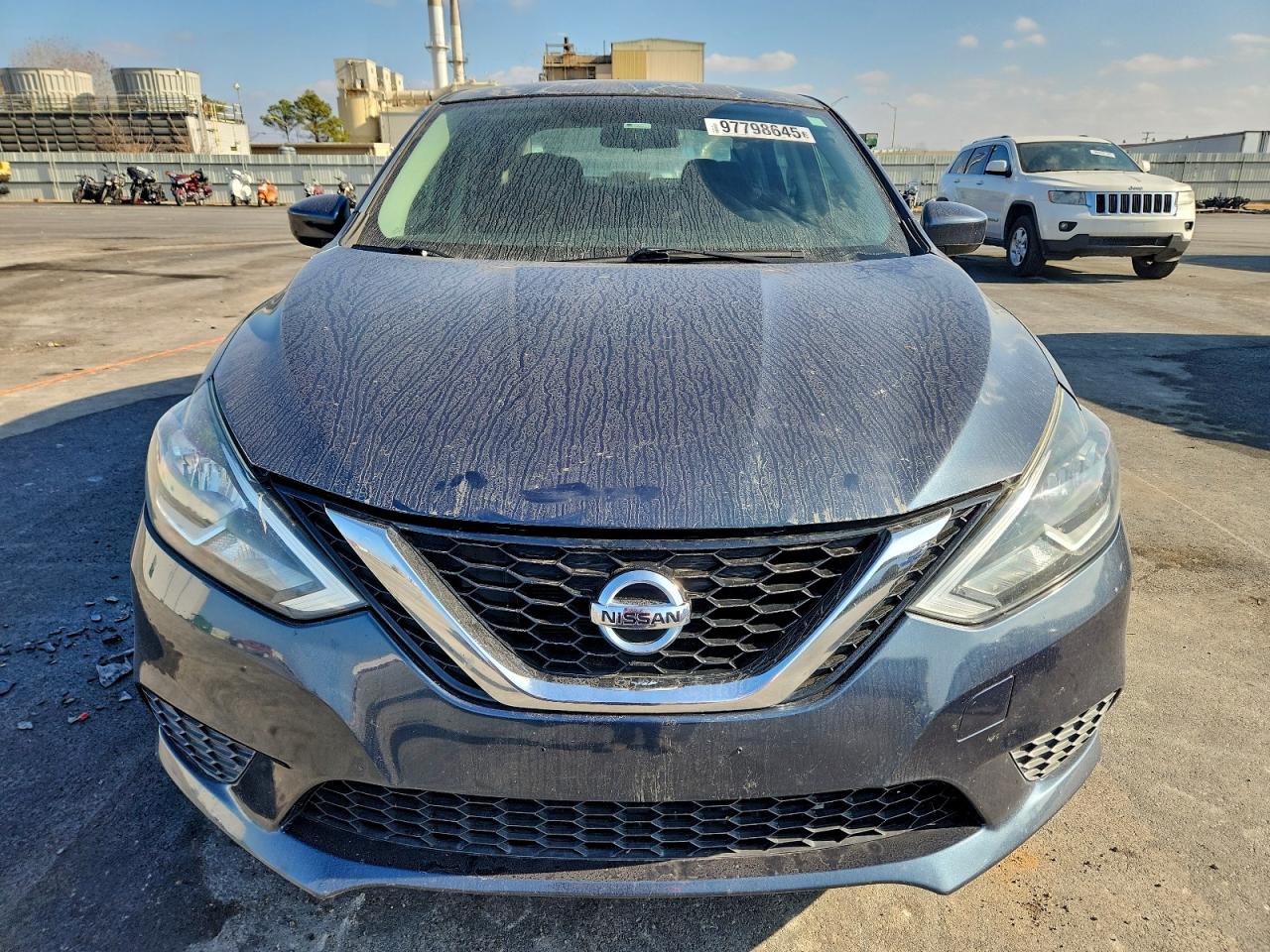 Nissan Sentra S Image 3