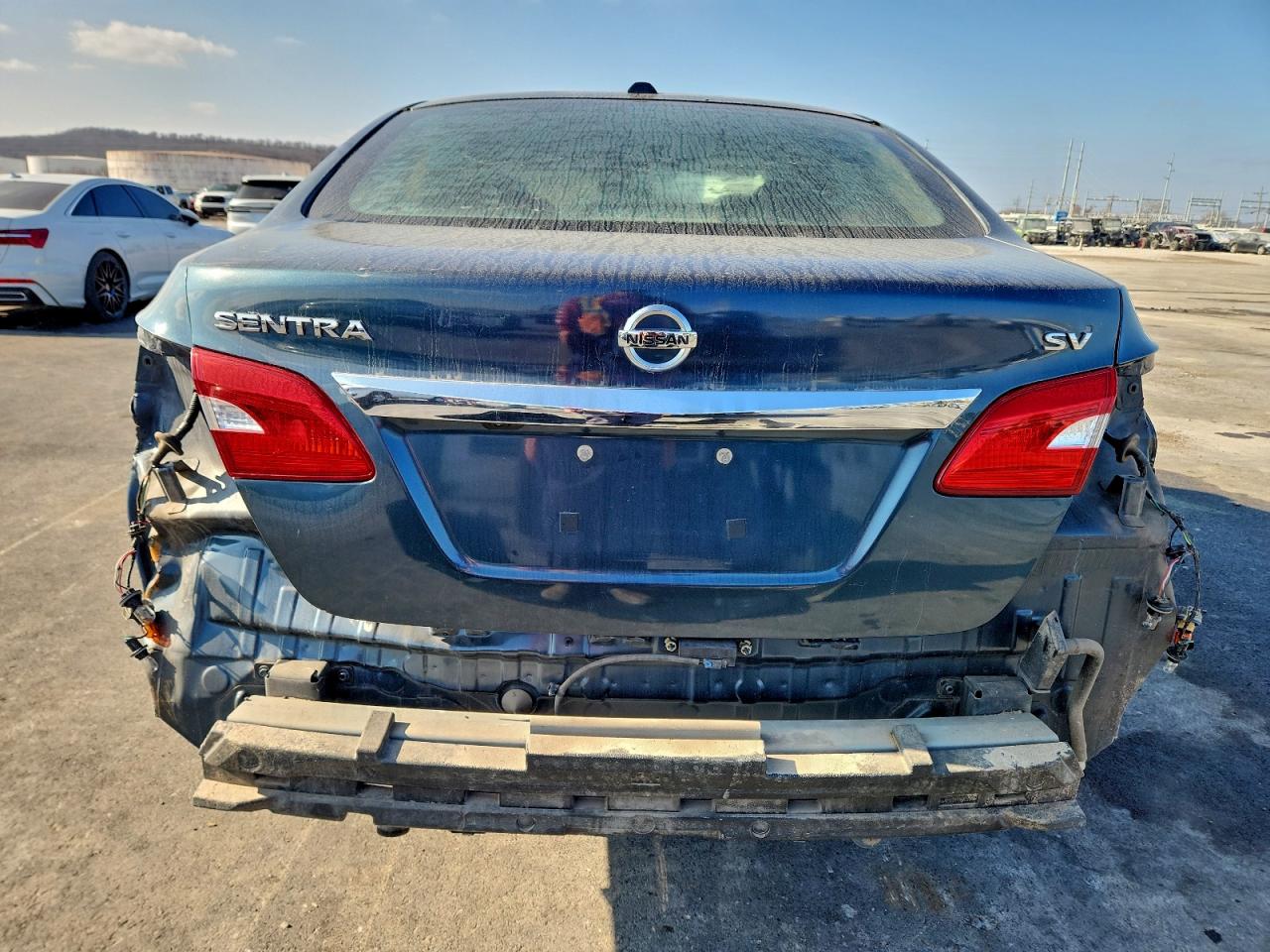 Nissan Sentra S Image 7