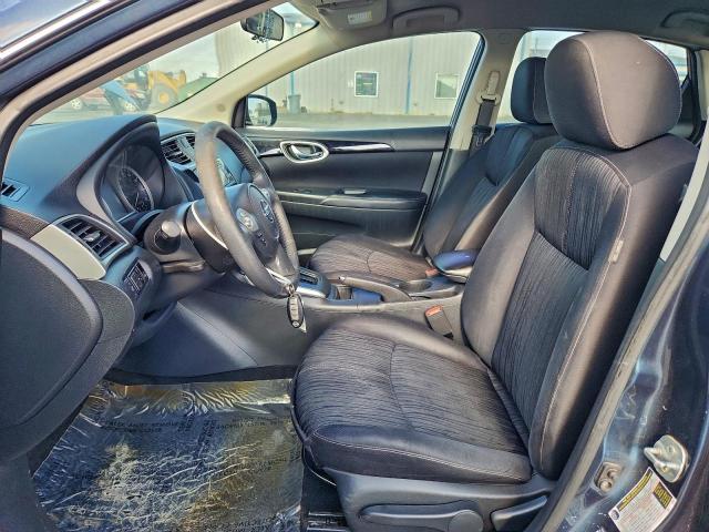 Nissan Sentra S Image 4