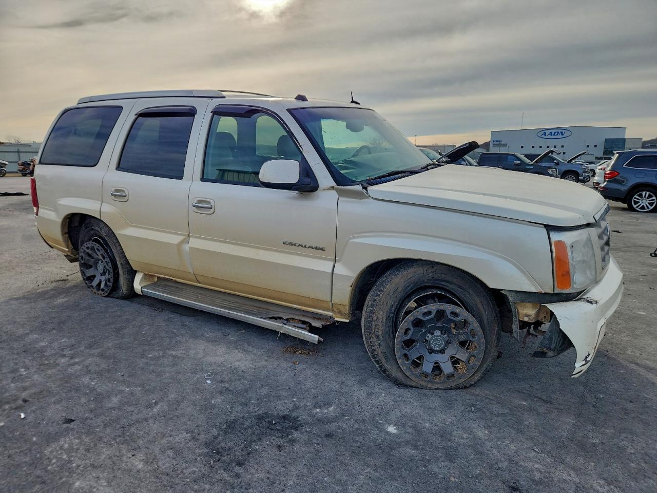 Cadillac Escalade Luxury Image 5