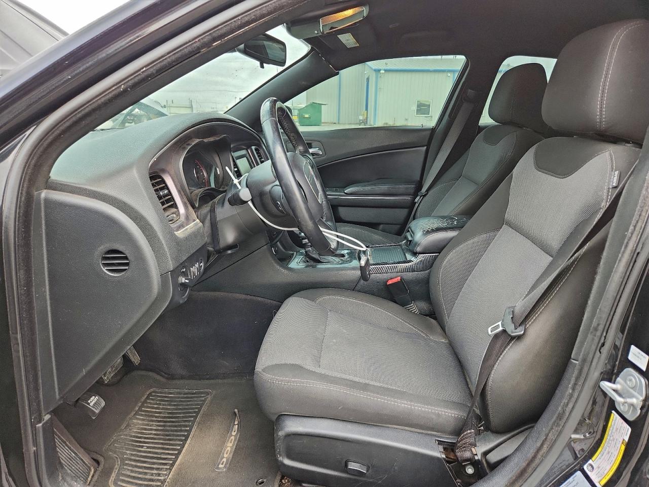 Dodge Charger Se Image 13