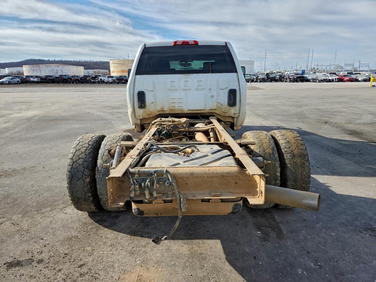 GMC Sierra K3500 Image 10