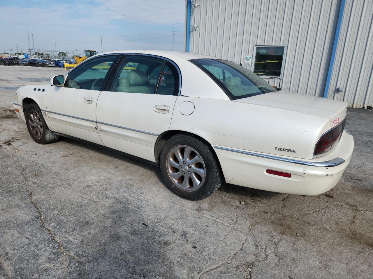 Buick Park Ave Ultra Image 13