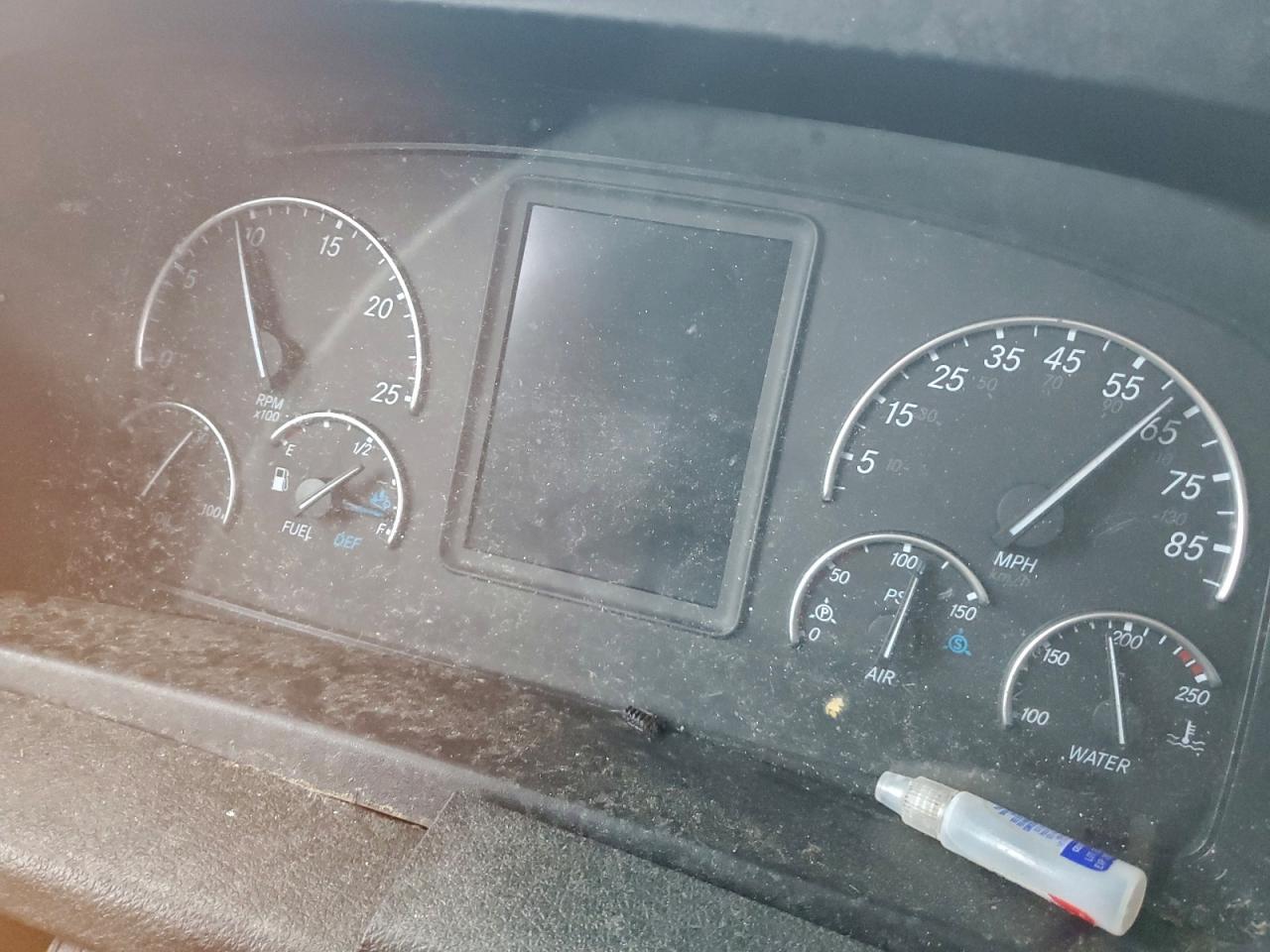 Freightliner Cascadia 1 Image 10