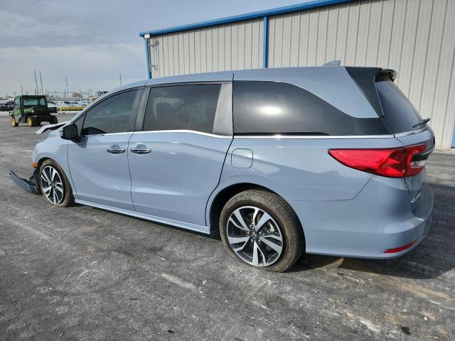 Honda Odyssey Touring Image 2