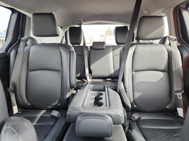 Honda Odyssey Touring Image 12