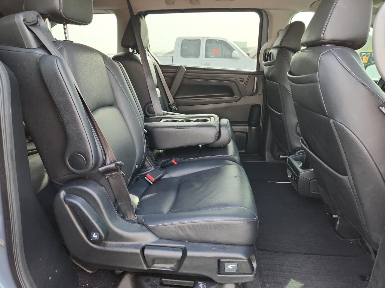 Honda Odyssey Touring Image 7