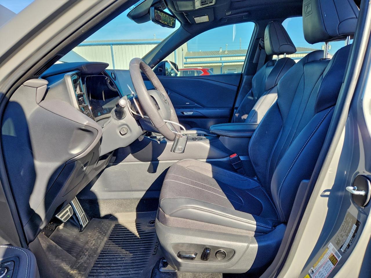 Lexus Tx 500h F 500h F Sport Premium Image 4