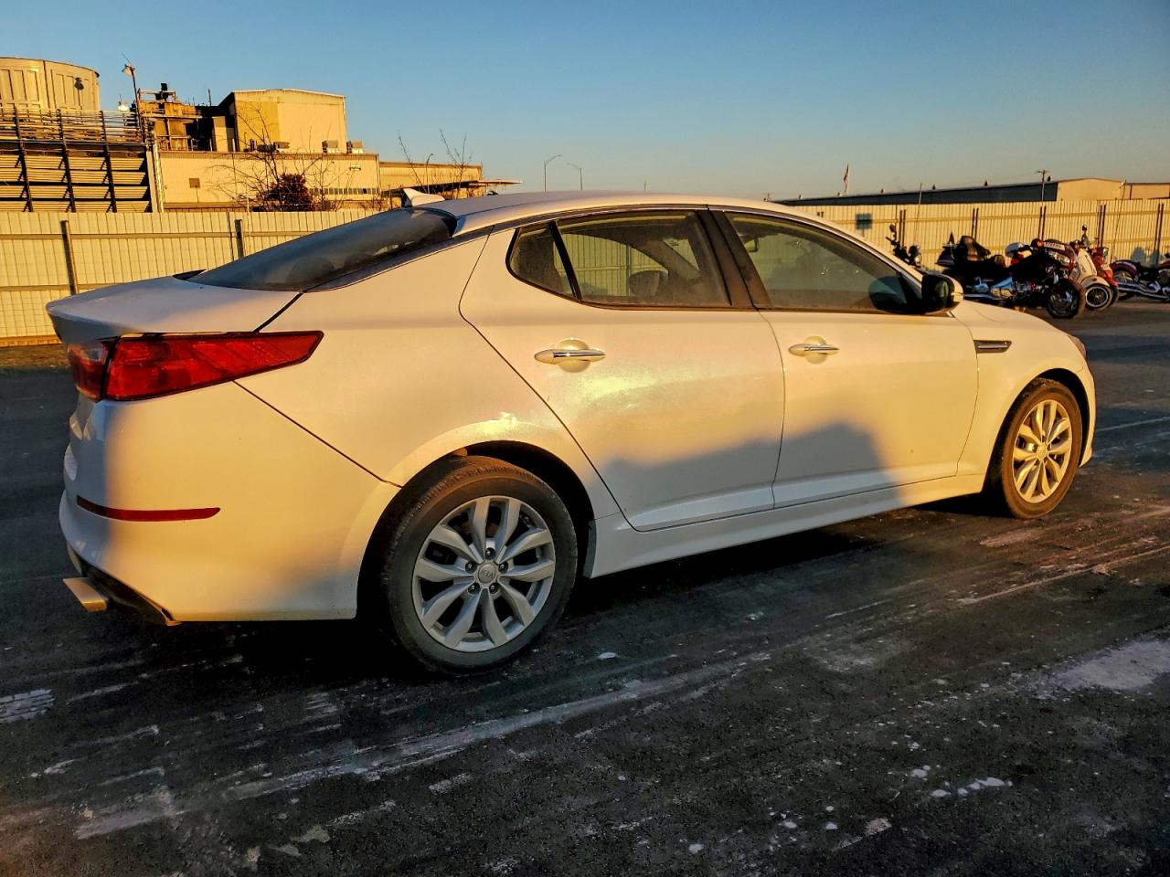 Kia Optima Lx Image 5