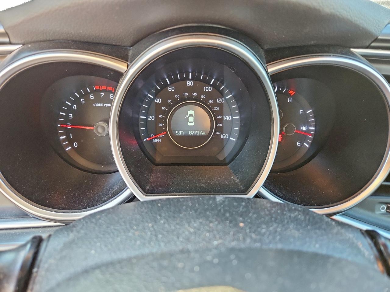 Kia Optima Lx Image 9