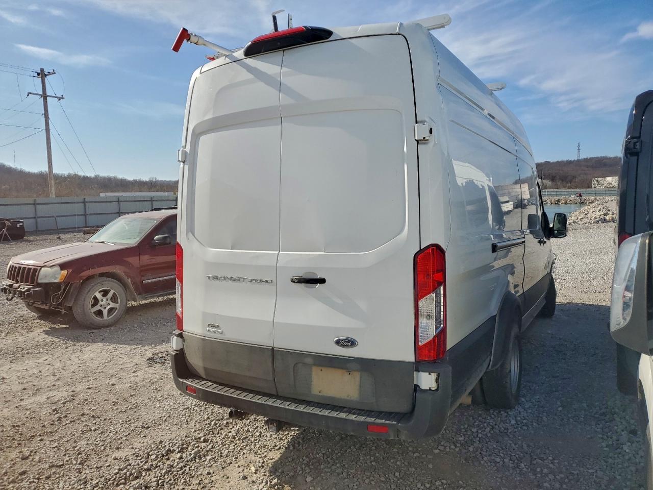 Ford Transit T-350 Hd Image 4