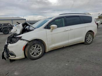  Salvage Chrysler Pacifica