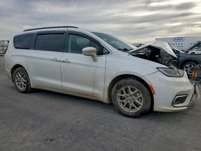 Chrysler Pacifica Touring L Image 7