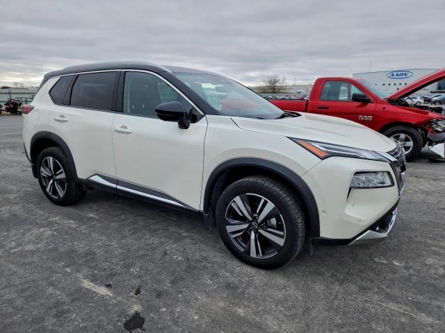 Nissan Rogue Platinum Image 3