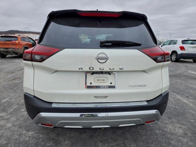 Nissan Rogue Platinum Image 8
