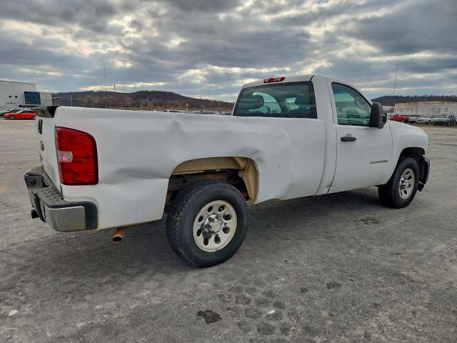 Chevrolet Silverado K1500 Image 4