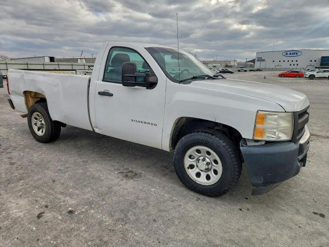 Chevrolet Silverado K1500 Image 2