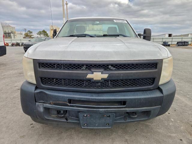 Chevrolet Silverado K1500 Image 7