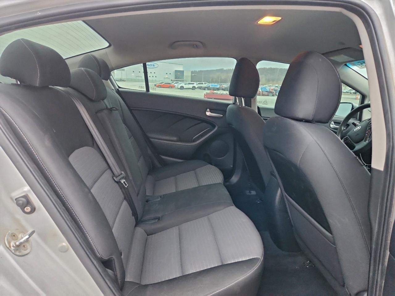 Kia Forte Lx Image 7