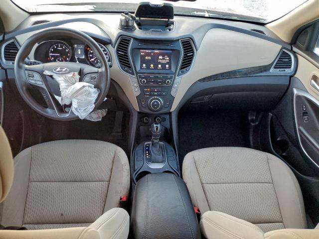 Hyundai SANTA FE Image 8