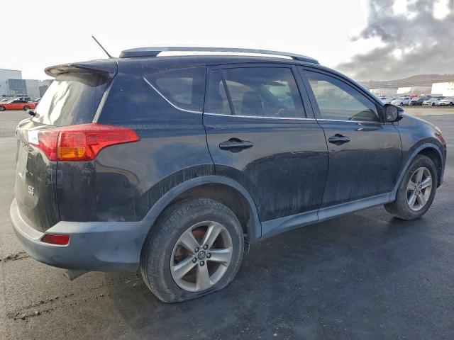 Toyota RAV4 Xle Image 3