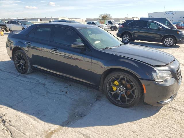 Chrysler 300 S Image 12