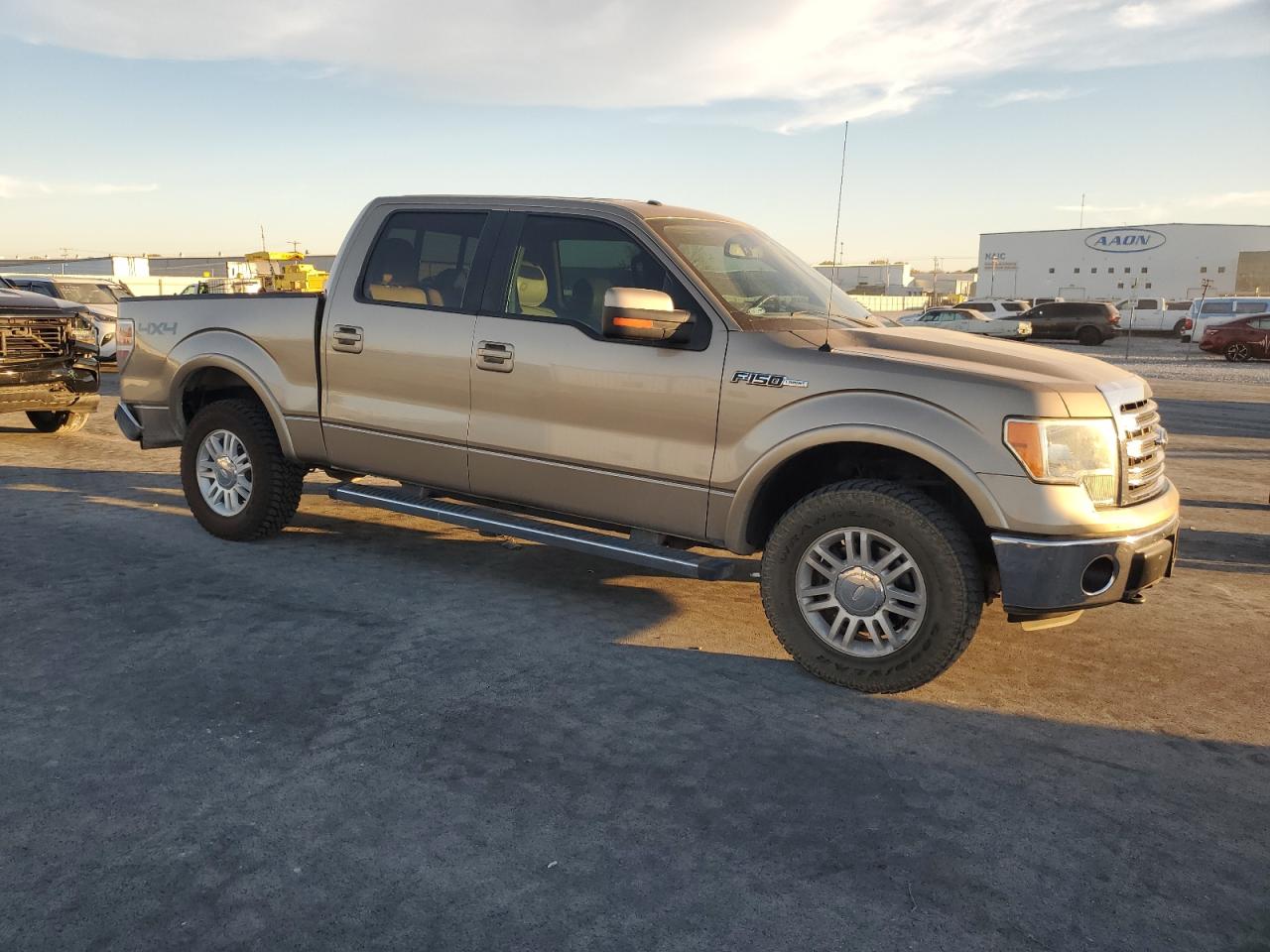 Ford F-150 Supercrew Image 12