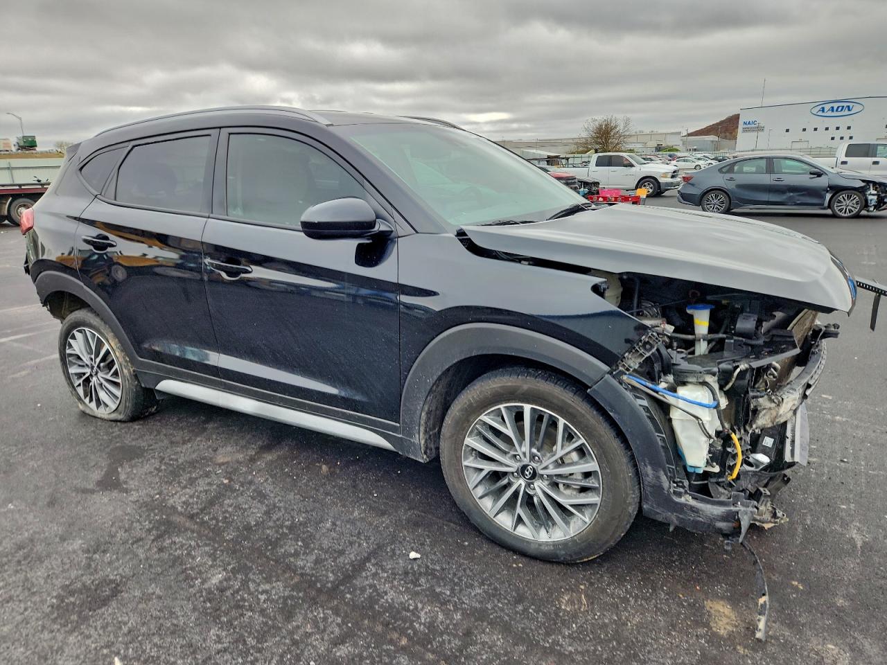 Hyundai TUCSON Limited Image 3