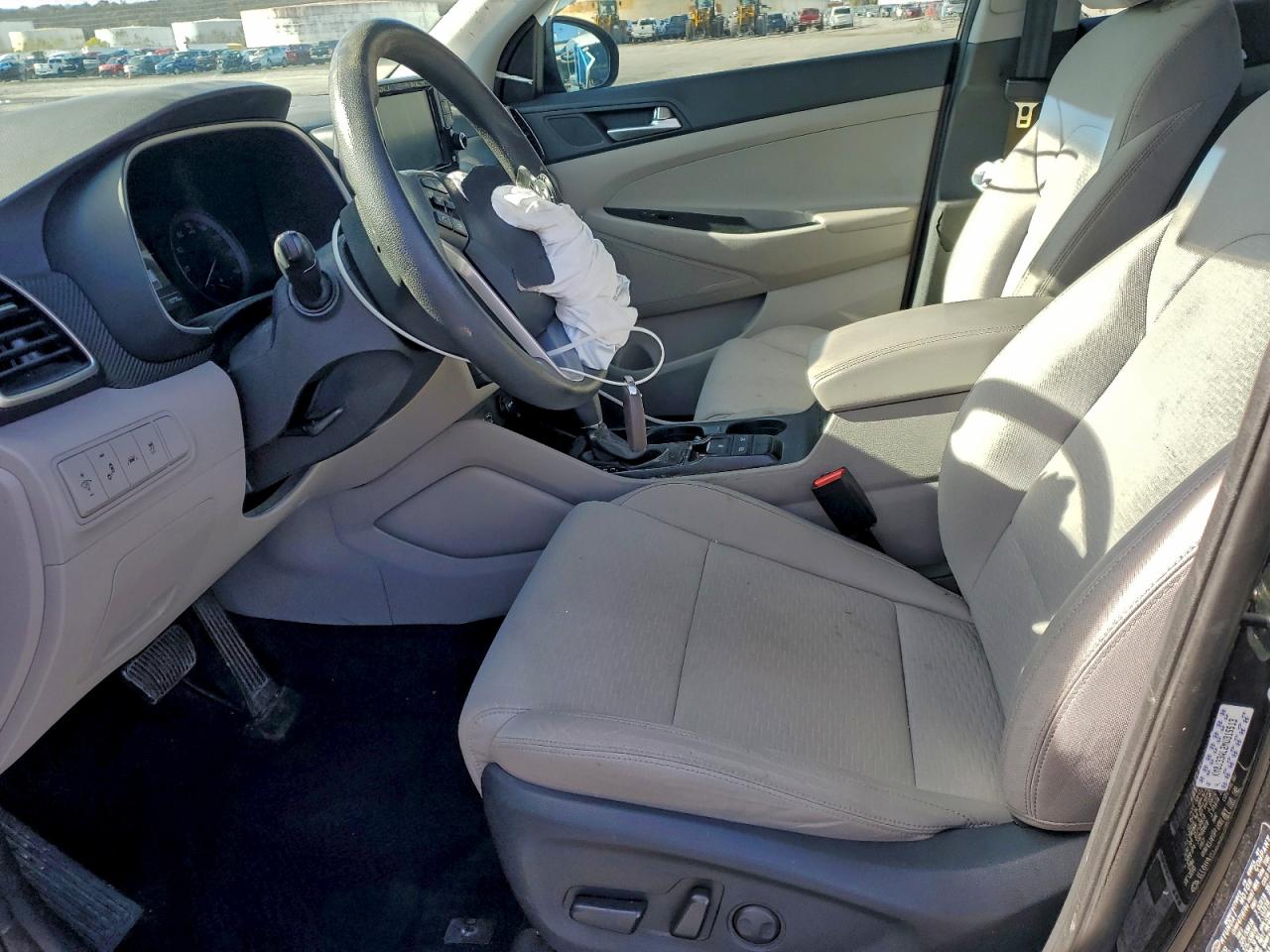 Hyundai TUCSON Limited Image 11