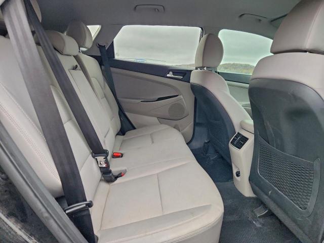 Hyundai TUCSON Limited Image 6