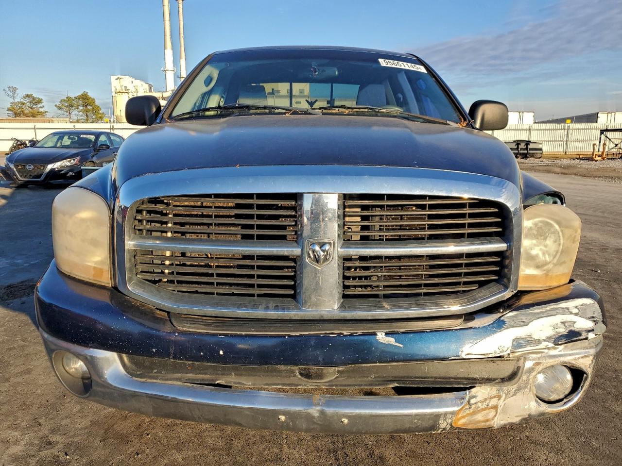 Dodge Ram 1500 St Image 2